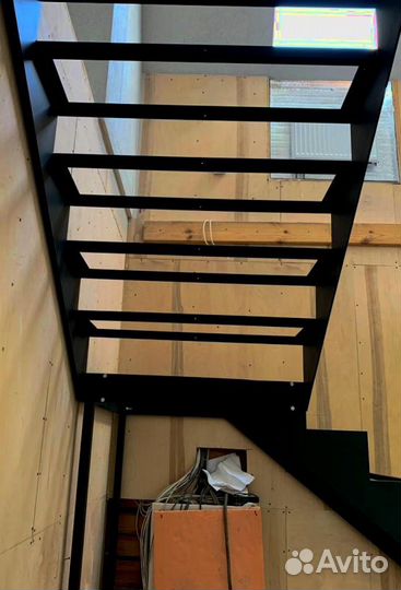 Лестница в дом. Заключаем договор