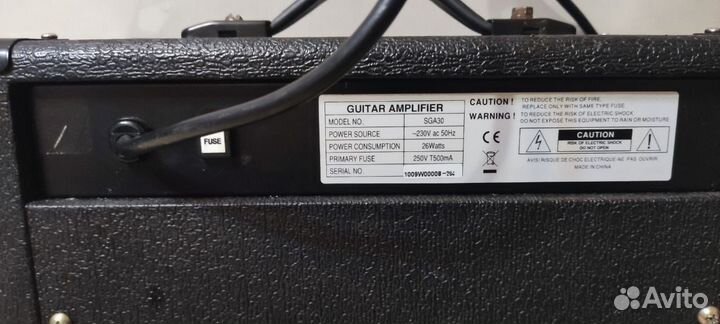 Гитарный комбоусилитель