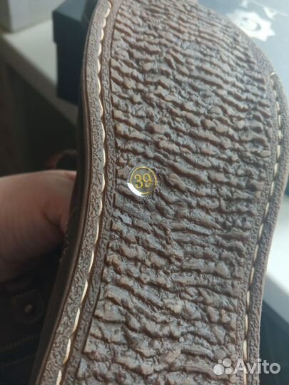 Зимняя обувь женская 39 размер новые