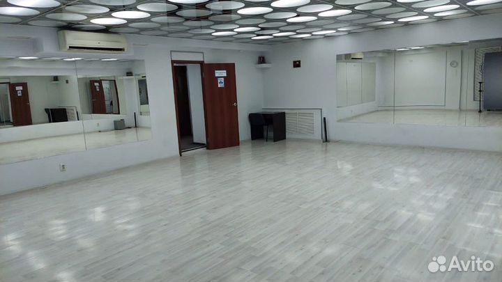 Аренда танцевальный (репетиционный) зал
