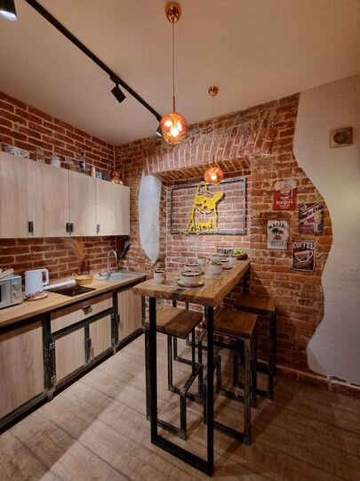 2-к. квартира, 55 м², 2/4 эт.