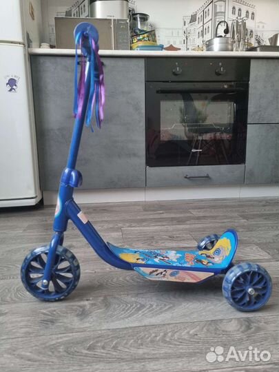 Самокат детский трехколесный