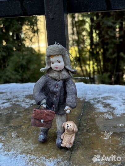 Ватная игрушка Мальчик с портфелем и собачкой