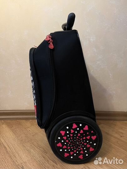 Школьный рюкзак - чемодан для девочки