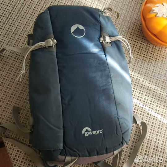 Фоторюкзак lowepro