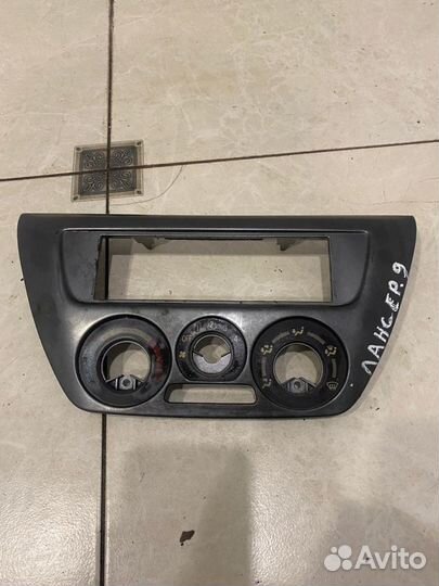 Рамка магнитолы Mitsubishi Lancer 9