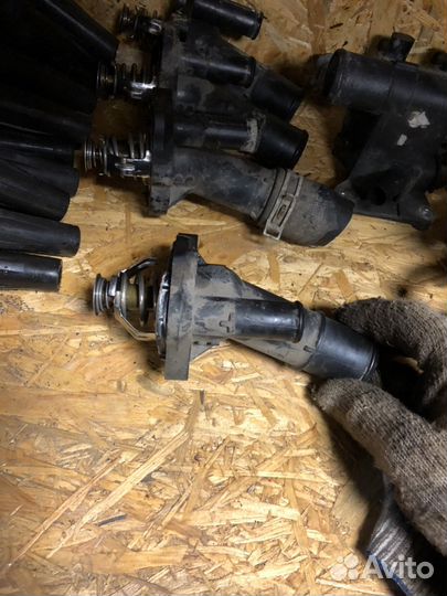 Термостат Ford Focus 2