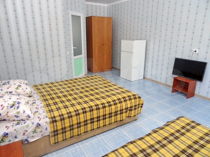 Комната 23 м² в 2-к., 2/2 эт.