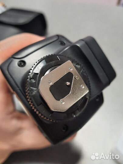 Вспышка yongnuo 560 iv