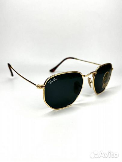 Очки RayBan от солнца Артикул: RB8202