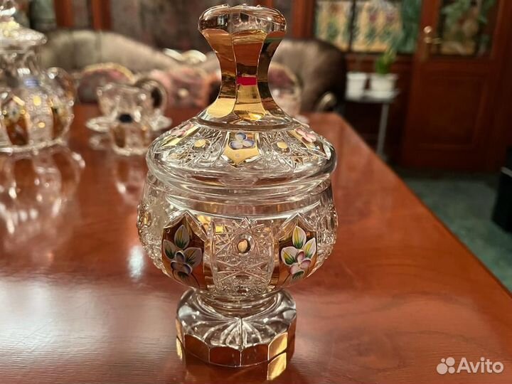 Чайный сервиз на 6 персон