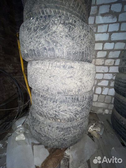 Gislaved NordFrost 100 235/55 R17 T