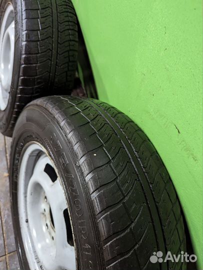 Диски с резиной на ваз