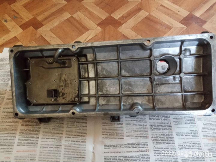 Клапанная крышка Рено Логан 1