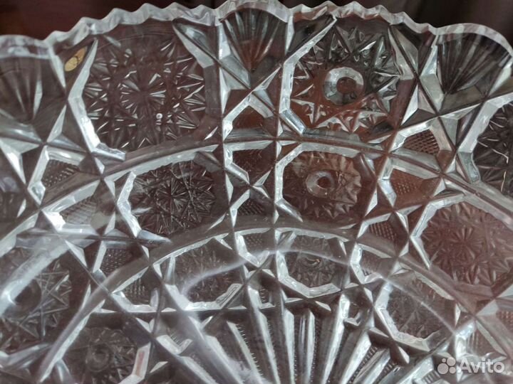 Хрустальная ваза для фруктов