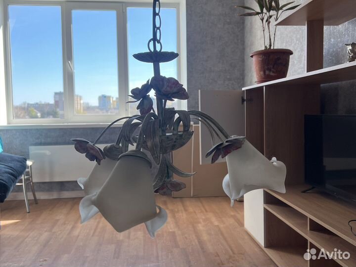 Люстра потолочная бу