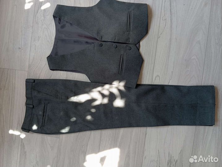 Школьная форма серая