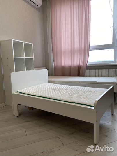 Детская кровать IKEA слэкт с матрасом