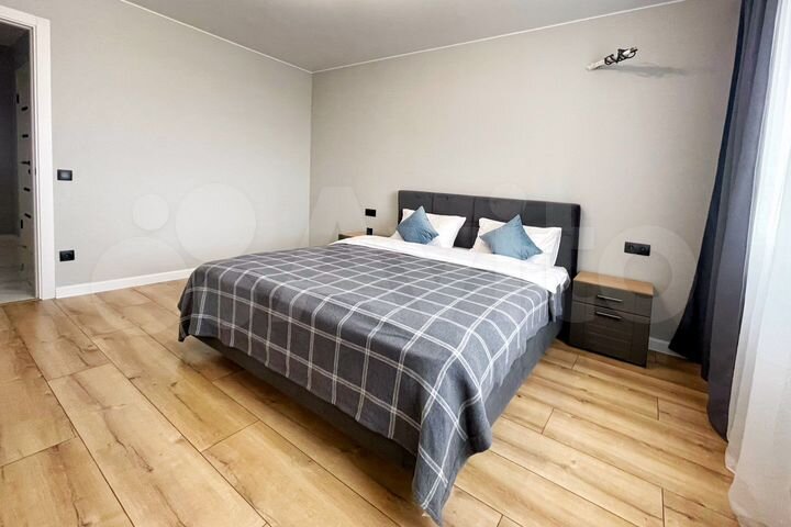 2-к. квартира, 75 м², 10/14 эт.