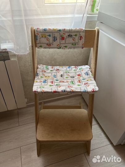 Детский растущий стул