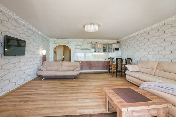 2-к. квартира, 85 м², 7/12 эт.