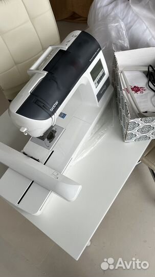 Вышивальная машина Brother Innov-is 750E