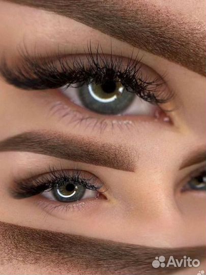 Модель на ПМ бровей и губ