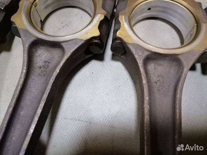 Поршень с шатуном Mazda 626 GD F2 2.2 1987-1996