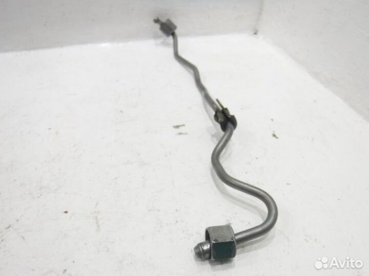 Топливная трубка Мерседес