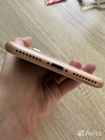 Телефон iPhone 8 plus