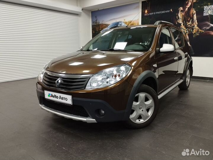 Renault Sandero Stepway 1.6 AT, 2013, 105 000 км