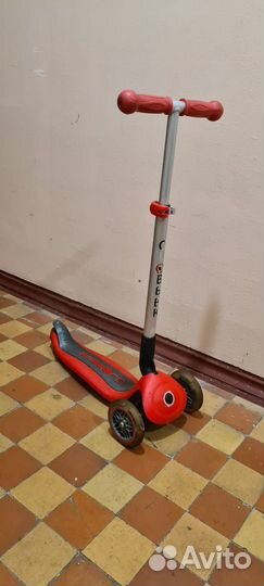 Самокат трехколесный globber
