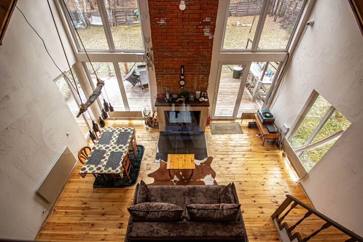 Дом 165 м² на участке 20 сот.