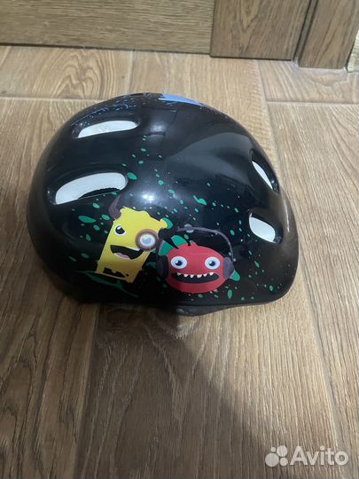 Продается детский шлем защита для роликов