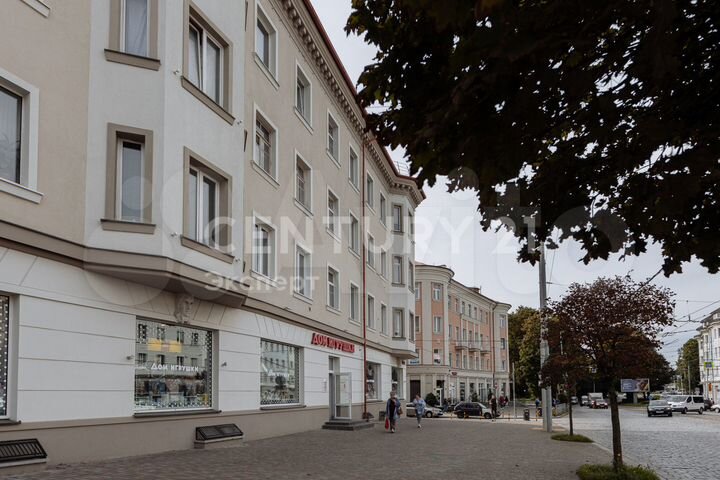 4-к. квартира, 71,4 м², 1/4 эт.