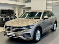 Volkswagen Touareg 2.0 AT, 2018, 157 123 км, с пробегом, цена 3 650 000 руб.