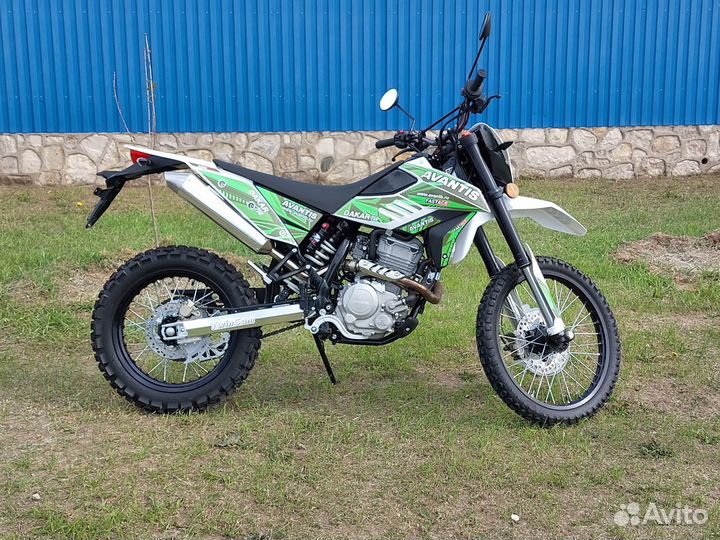 Мотоцикл avantis Dakar 250 Twin Cam