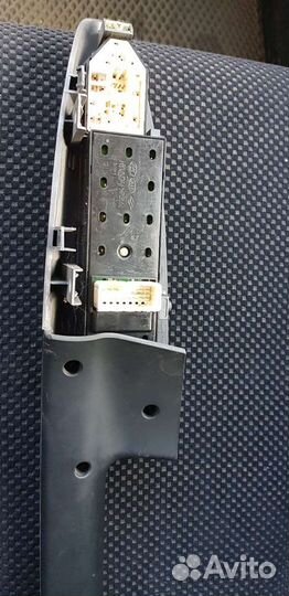 Блок управления стеклоподъемниками