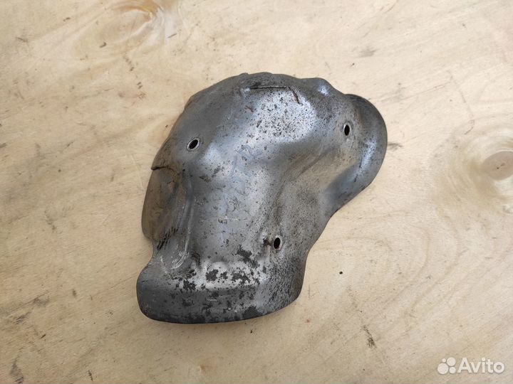 Щиток термозащитный Z17DTR Astra H Zafira B Meriva