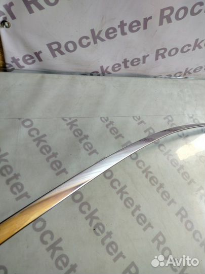 Молдинг рамки двери передний левый Nissan Fuga