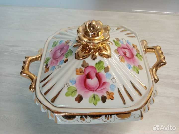 Сахарница розовая Гжель