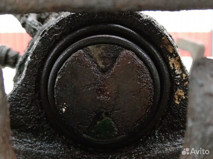 Суппорт задний левый для Mazda 6 GG gjza2699ZB