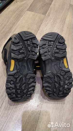 Ботинки зимние размер 30