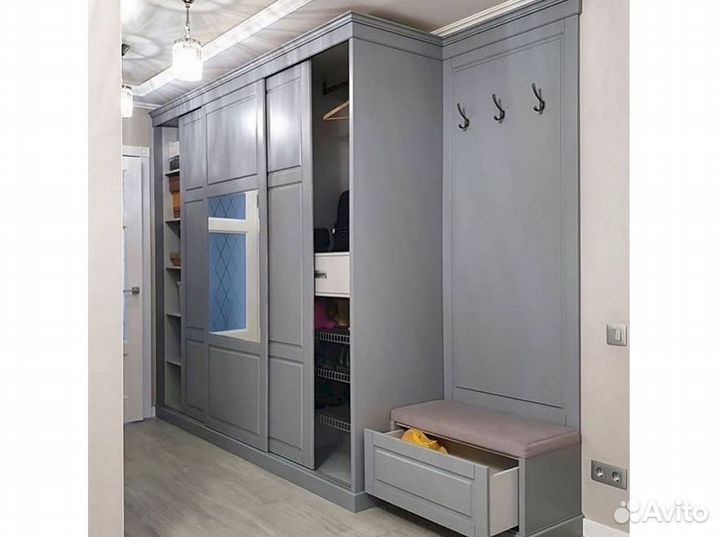 Шкаф двухстворчатый