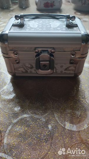 Шкатулка сундучок