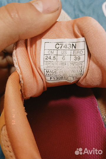 Кроссовки женские asics для бега