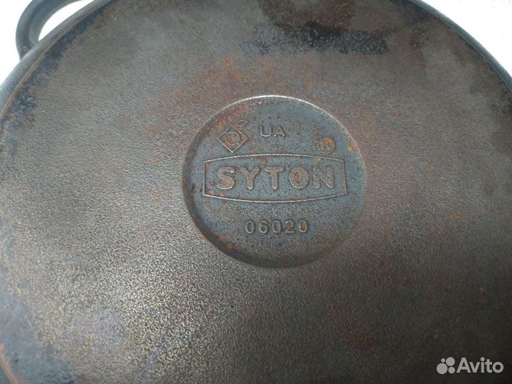 Чугунная блинная сковорода