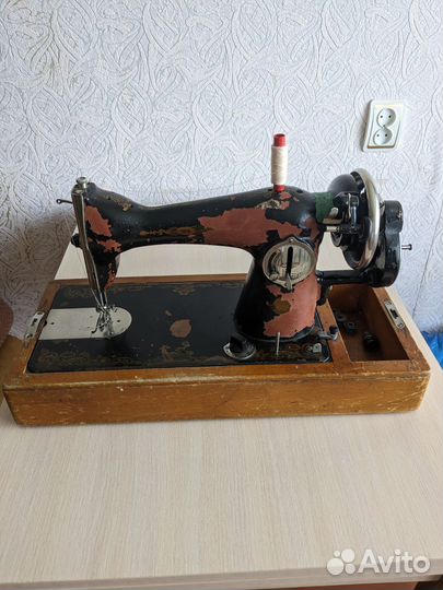 Швейная машинка