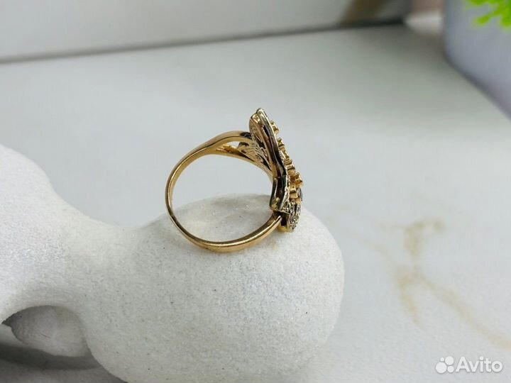 Кольцо золотоеВес: 6,26 гр