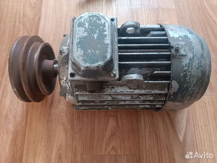 Электродвигатель 380 2.2 квт